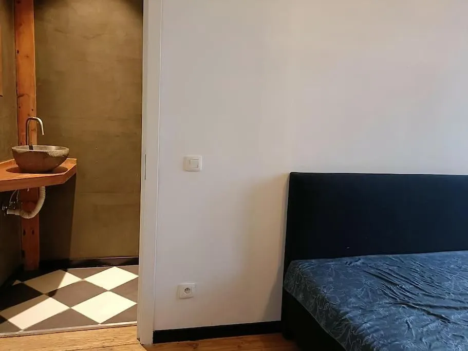 Modern App W. Authentic Features Apartment Antwerp 0*,