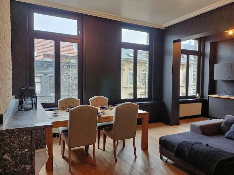 Modern App W. Authentic Features Apartment Antwerp